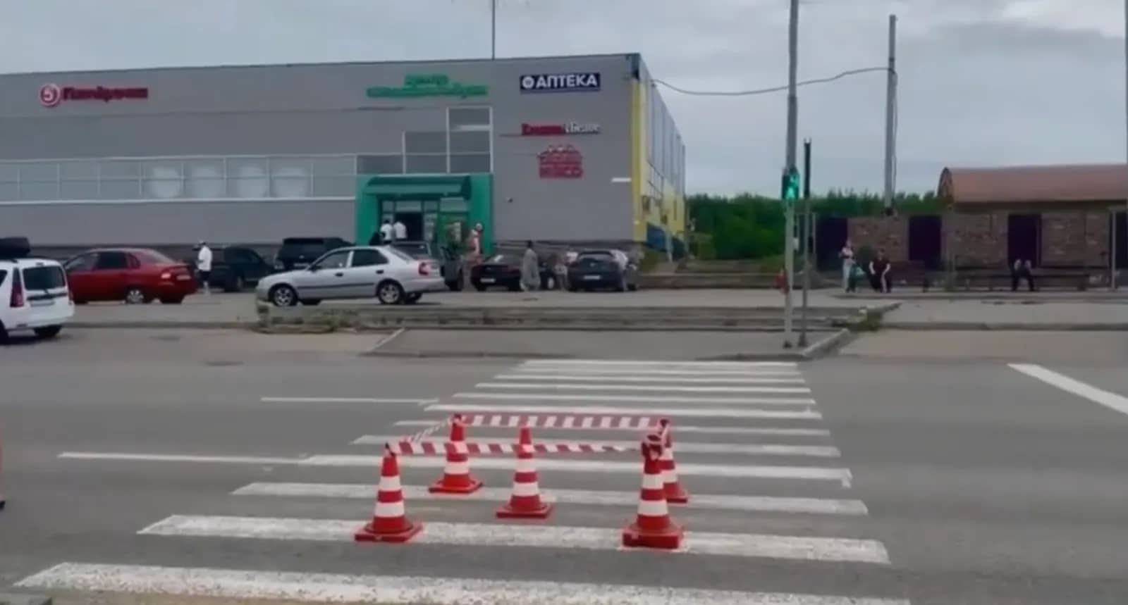 В Магнитогорске водитель сбил 12-летнюю девочку на зелёном сигнале светофора
