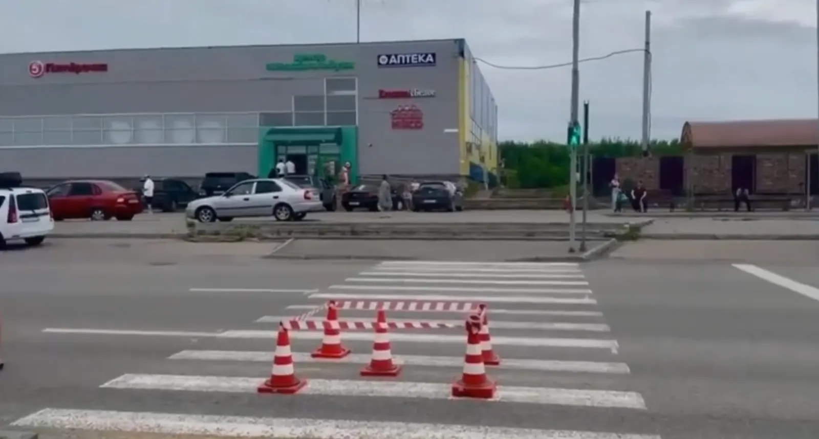 В Магнитогорске водитель сбил 12-летнюю девочку на зелёном сигнале светофора
