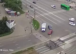 Ребенок пострадал в ДТП на перекрестке Чичерина и Победы
