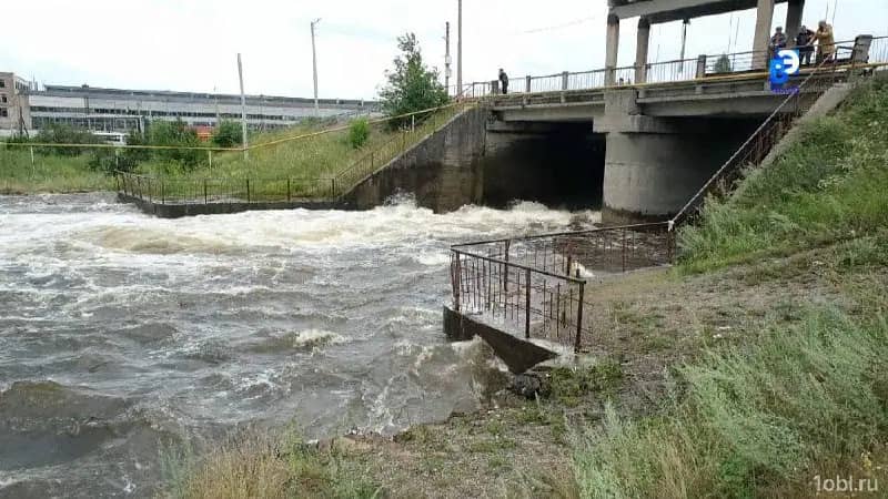 Контроль за плотинами усилили из-за дождей в Челябинской области