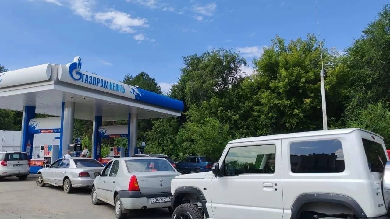 Текслер поручил ежедневно контролировать поставки бензина в Челябинской области