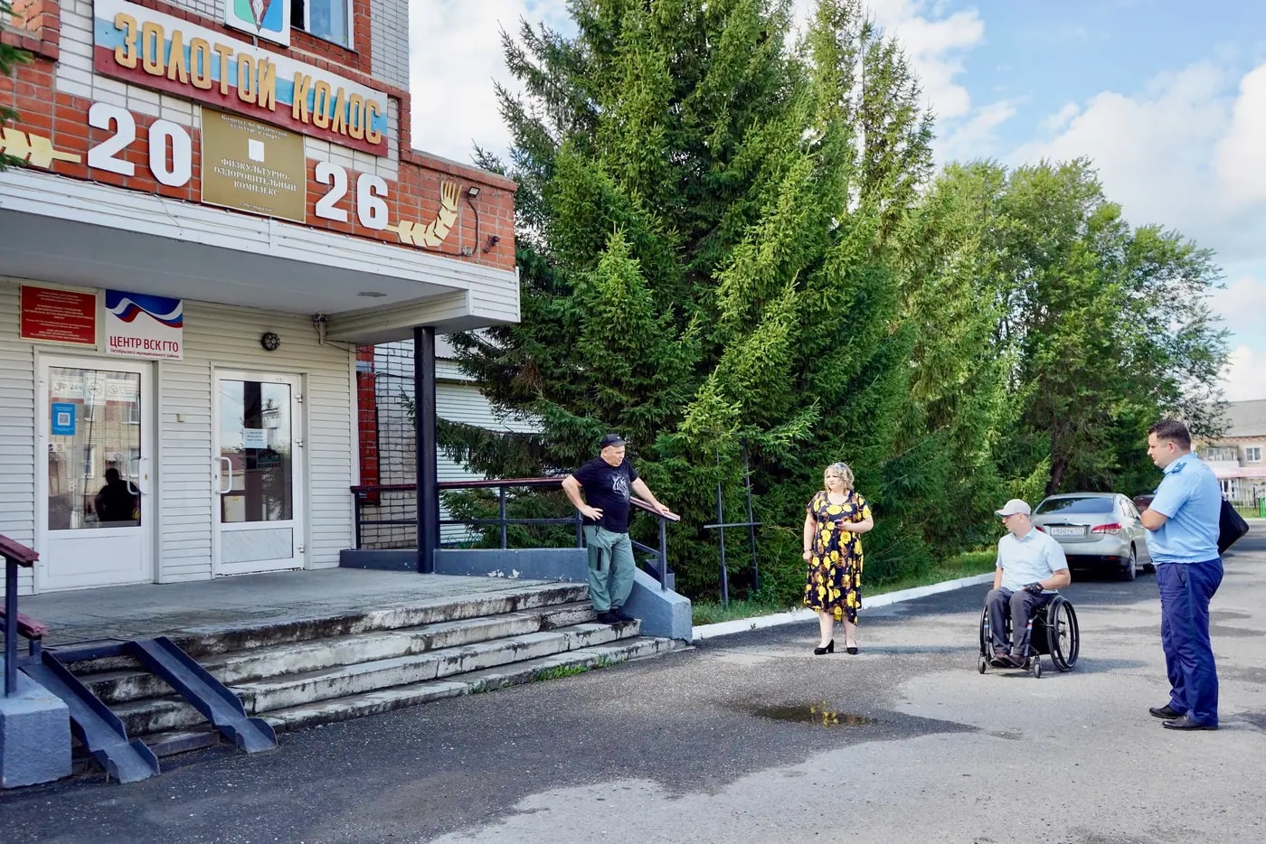 Специалист по правам человека оценил доступность соцобъектов в Октябрьском районе