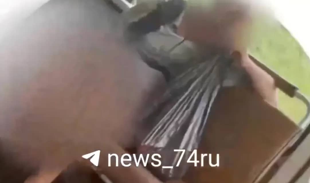 В Челябинске пассажирку автобуса напугал извращенец