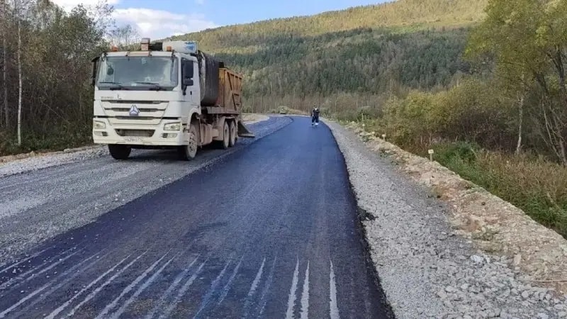 В Катав-Ивановском округе ремонтируют дорогу к Верх-Катавке